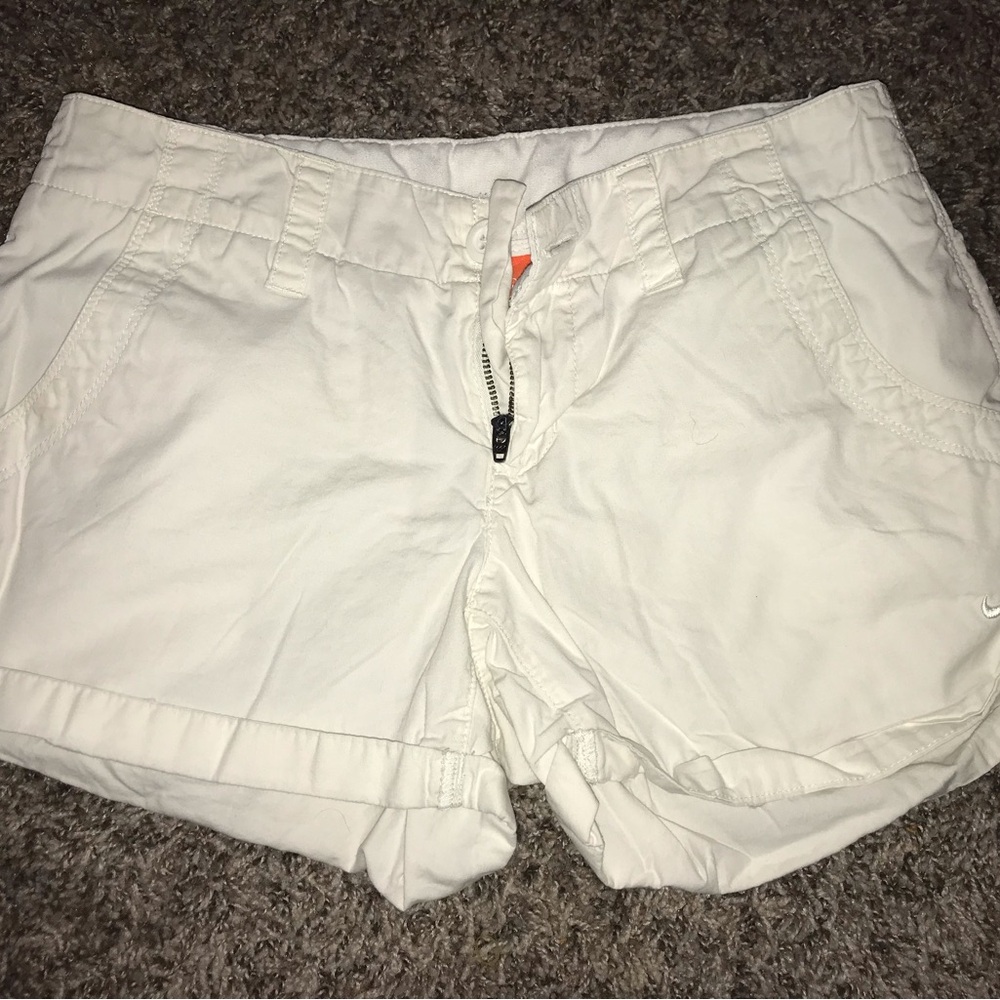 Nike Tan Cargo Shorts Relaxed Fit Drawstring Waist